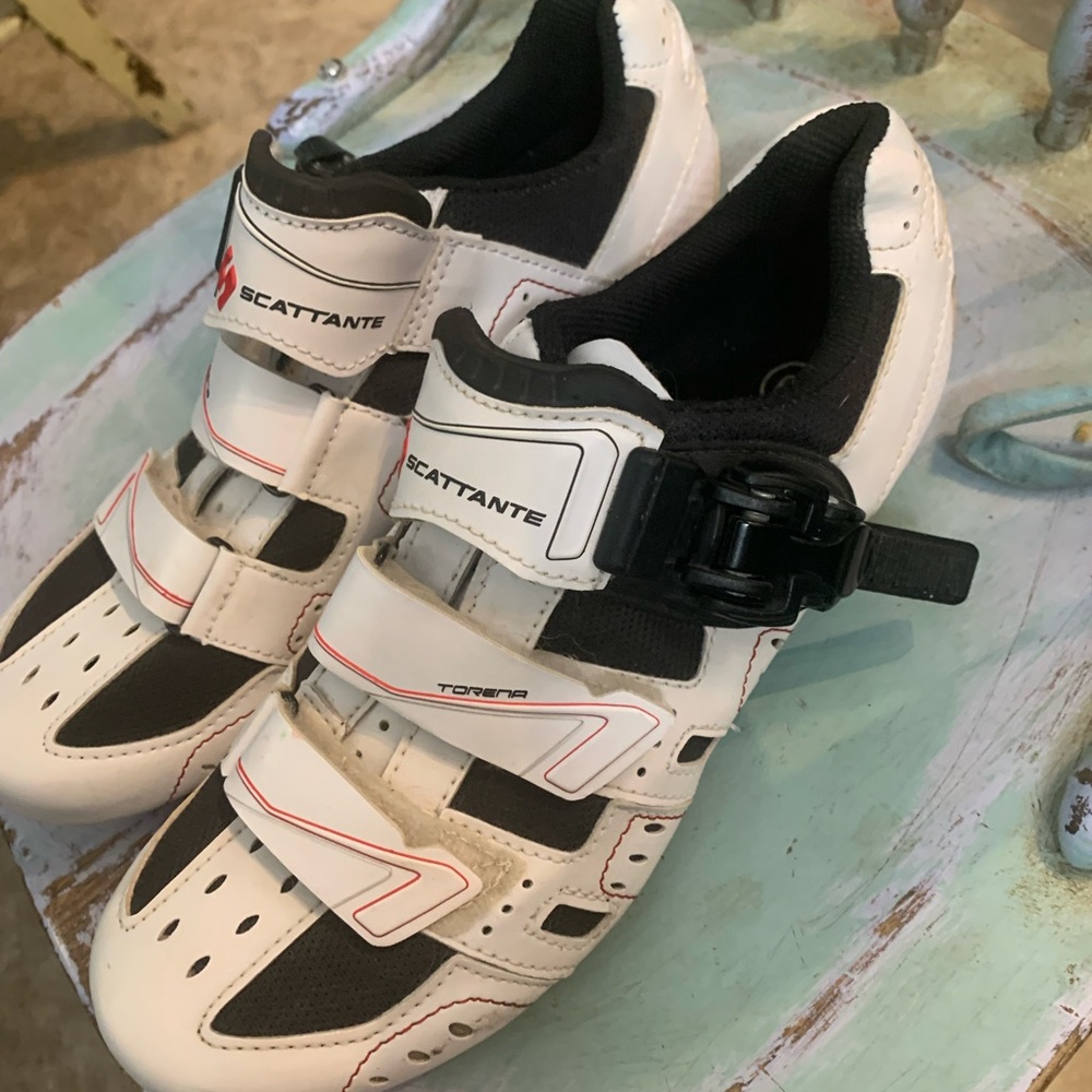 Scattante Cycling spin shoes size 39 Euro